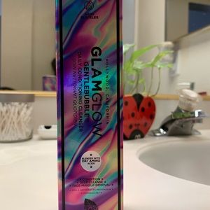 GlamGlow gentle bubble conditioning cleanser